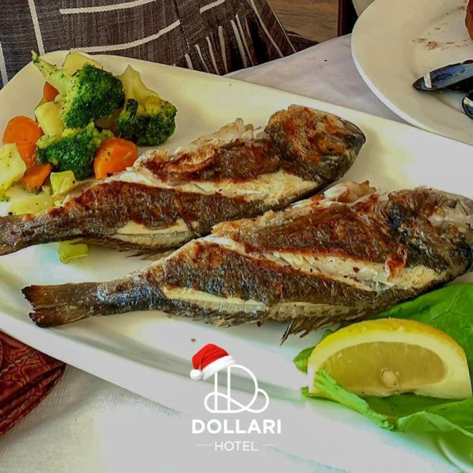 Hotel Dollari Kryemëdhej 외부 사진