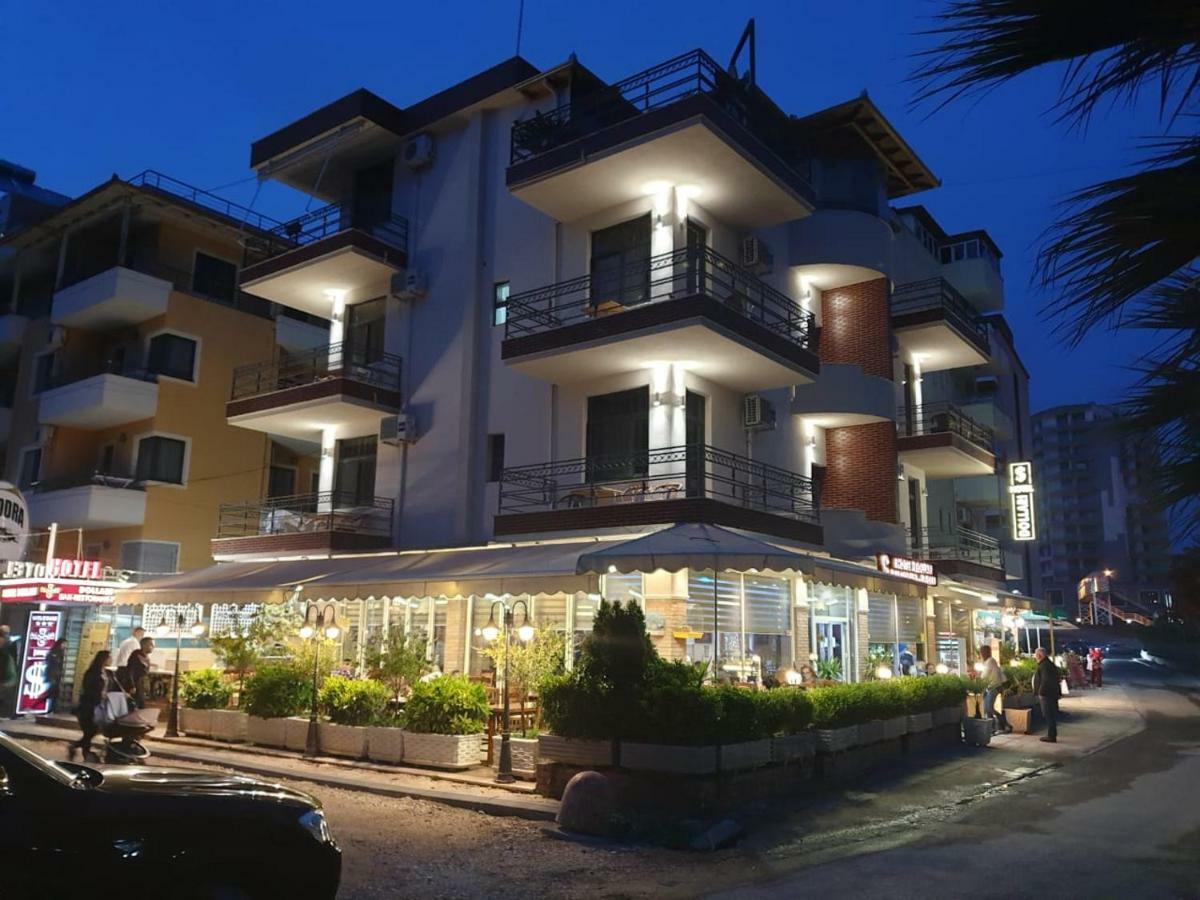 Hotel Dollari Kryemëdhej 외부 사진